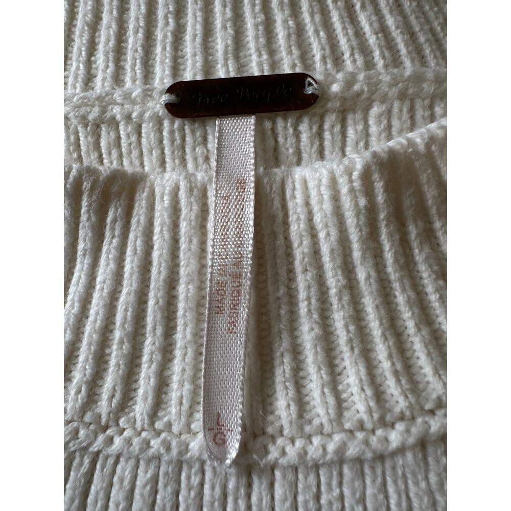 Free People Easy Street Crop Pullover Sweater in White Size Large Preppy Fall - Picture 14 of 16